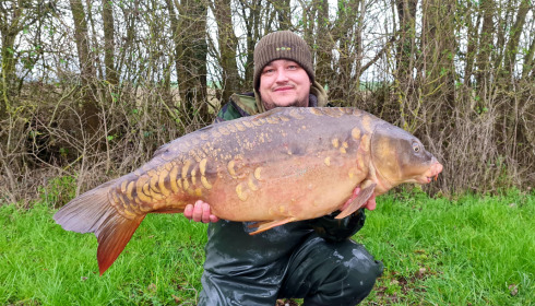 A 35 lb carp from Blue Lake, Daniel  Tofton, Mar 2022