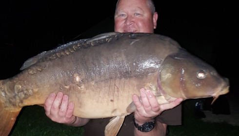A 34 lb carp from Blue Lake, John Robinson, Apr 2018
