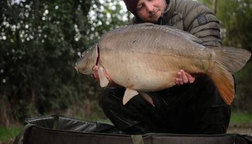 A fish from Blue Lake, Mark Williams 37lb, Sep 2021