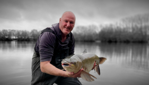 A 40 lb 8 oz carp from Blue Lake, Apr 2023