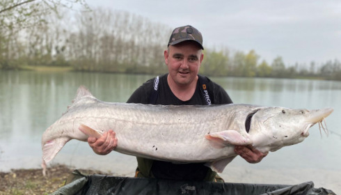 A 2 oz fish from Blue Lake, Mar 2022