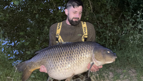 A 53 lb 2 oz fish from Blue Lake, Nick lowe peg 11, May 2022