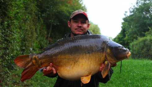 A 40 lb 2 oz carp from Blue Lake, Jade Mograbi, Sep 2017
