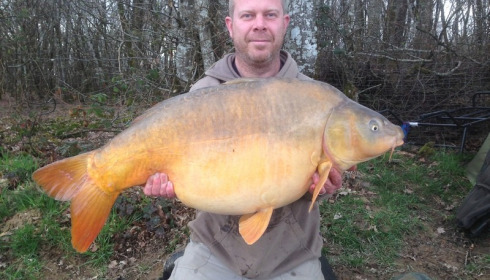 A 44 lb 6 oz carp from Boux, Andy Bridge, Apr 2015