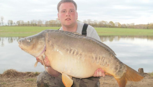 A 41 lb 4 oz carp from Boux, Josh Ryley, Apr 2012