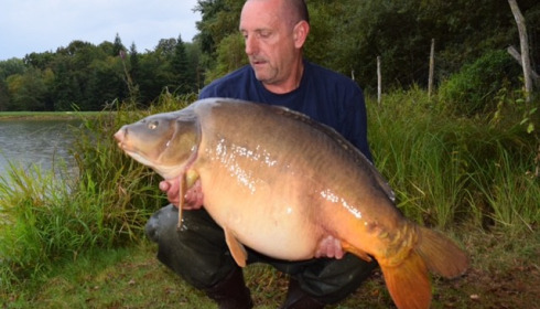 A 54 lb carp from Boux, Measor Party, Sep 2015