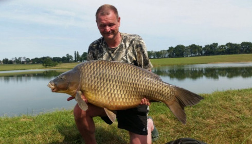 A 59 lb 8 oz carp from Boux, Aug 2017