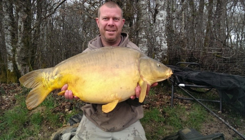 A 34 lb carp from Boux, Andy Bridge, Apr 2015