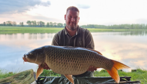 A 27 lb 12 oz fish from Boux, Apr 2022