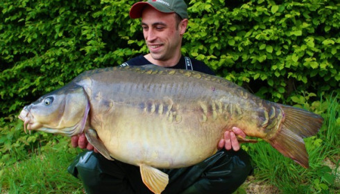 A 43 lb 14 oz carp from Boux, Gary Western, May 2014