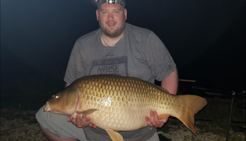 A 43 lb carp from Brie, Craig Chesters, Aug 2019