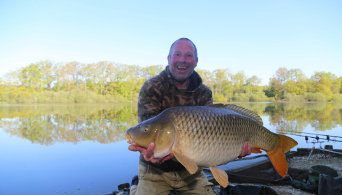 A 32 lb 8 oz carp from Brie, Simon Souster, Apr 2022