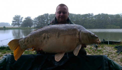 A 28 lb carp from Brie, Oct 2015