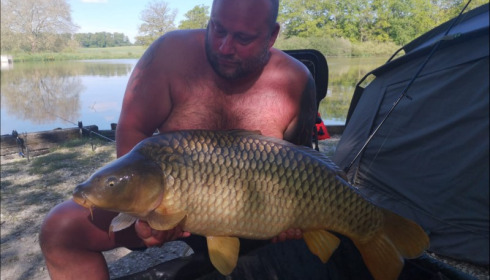 A 39 lb carp from Brie, Roy Wiedenstriet, May 2019