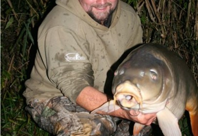 A 40 lb 8 oz carp from Brocard Large, Shaun Harrison, Oct 2013
