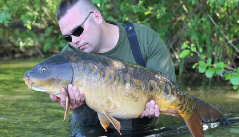 A 28 lb carp from Brocard Large, Stewart Cliff, May 2018