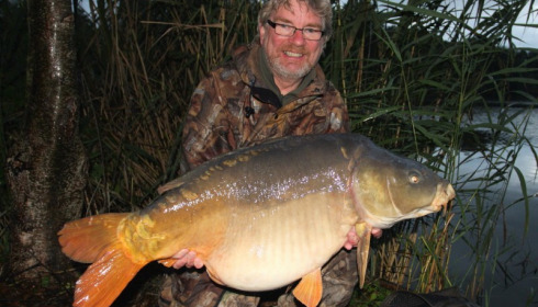 A 42 lb 1 oz carp from Brocard Large, Ron Key, Oct 2013