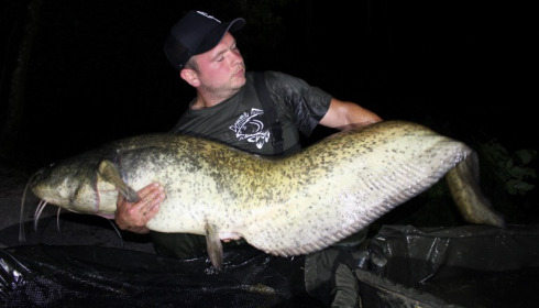A 83 lb 7 oz catfish from Brocard Large, Jun 2014