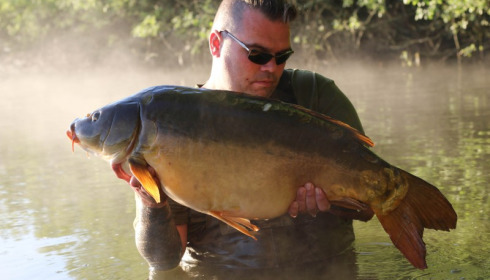 A 32 lb 4 oz carp from Brocard Large, Stewart Cliff, May 2018