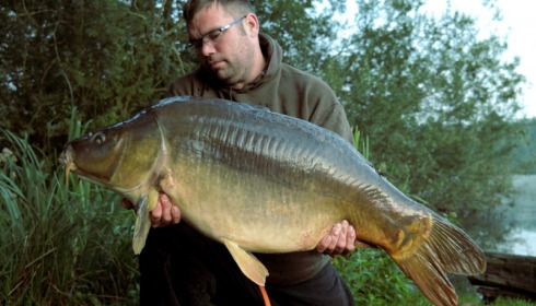 A 45 lb 4 oz carp from Brocard Large, Stewart Cliff, Sep 2016