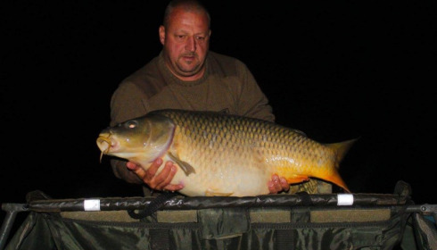 A 45 lb carp from Brocard Large, Carl Latham, Oct 2016