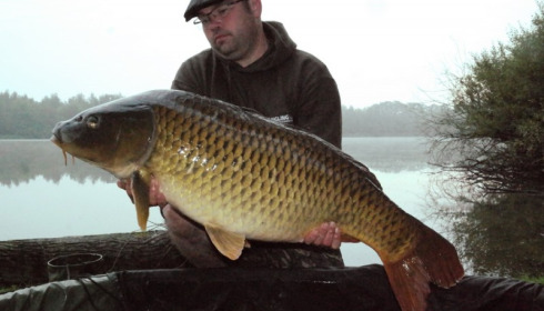 A 42 lb carp from Brocard Large, Stewart Cliff, Sep 2016