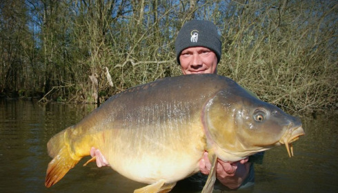 A 49 lb carp from Brocard Large, Apr 2017