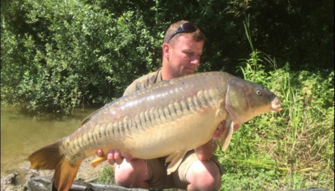 A 30 lb 2 oz carp from Brocard Large, Ashley Batten, Jun 2018