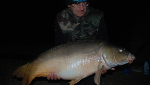 A 38 lb 3 oz carp from Brocard Small, Mark Ebbage Party, Sep 2014