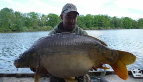 A 35 lb carp from Brocard Small, Lee Alan Wynder, May 2015