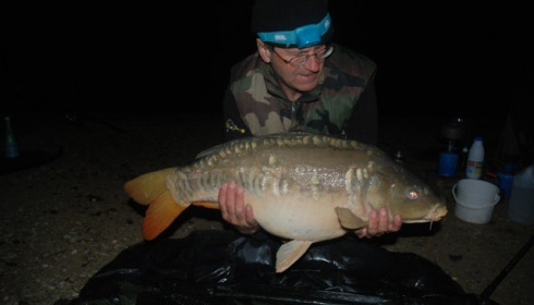 A 27 lb 6 oz carp from Brocard Small, Mark Ebbage Party, Sep 2014