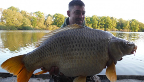 A 37 lb carp from Brocard Small, Lee Alan Wynder, May 2015