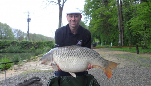 A 45 lb carp from Cailleaux, Aug 2018