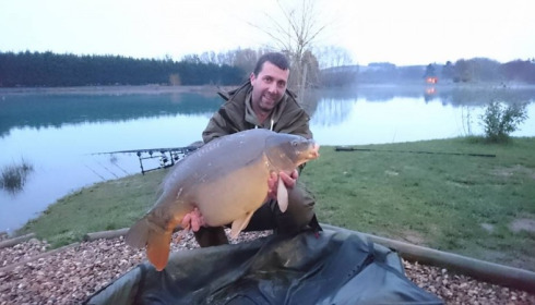 A 27 lb 8 oz carp from Deux Iles, Mark Wratten, Mar 2018