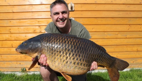 A 37 lb carp from Deux Iles, Lee Millman, Apr 2018