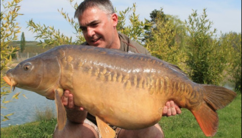 A 40 lb 12 oz carp from Deux Iles, Apr 2019