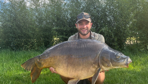 A fish from Deux Iles, Deux Iles Mirror, Jun 2022