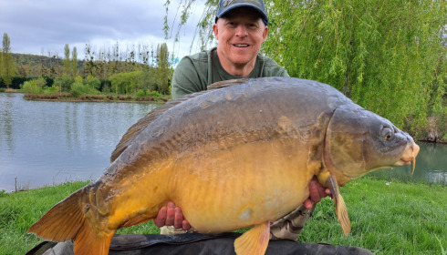 A 40 lb 13 oz fish from Deux Iles, Birthday fish, Apr 2023