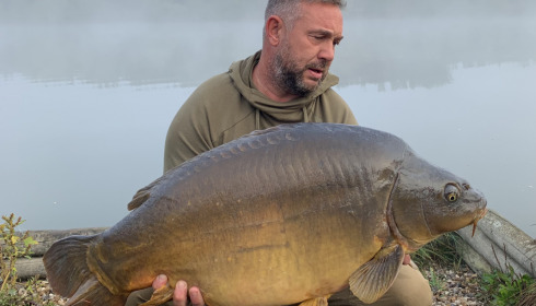 A 34 lb 14 oz fish from Deux Iles, Two tone leather, Sep 2021