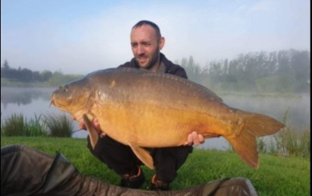 A 36 lb carp from Deux Iles, Michael Pincher, May 2019