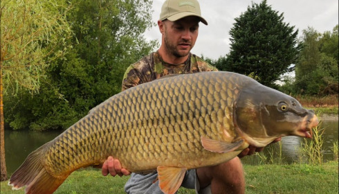 A 38 lb carp from Deux Iles, Shaun Ellis, Aug 2018