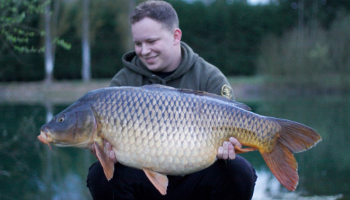 A 42 lb 2 oz carp from Deux Iles, David Siswick, Apr 2018