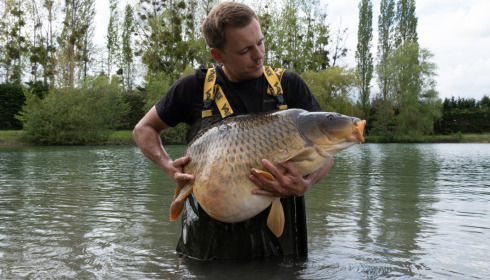 A 42 lb carp from Deux Iles, Bruno, May 2021