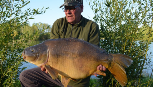 A 35 lb carp from Deux Iles, Rick Cordingley, Apr 2018