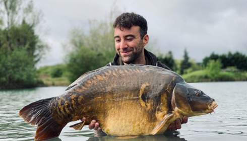 A 35 lb carp from Deux Iles, Julien, May 2021
