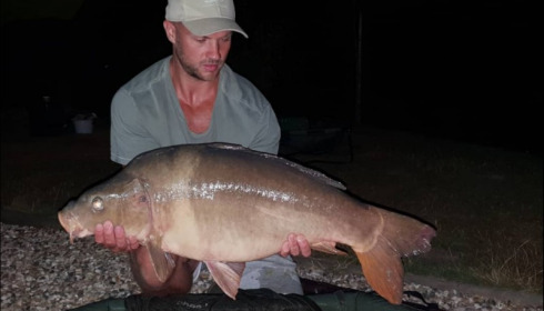 A 32 lb carp from Deux Iles, Shaun Ellis, Aug 2018