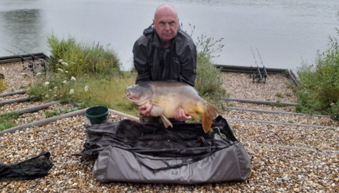 A 40 lb carp from Deux Iles, Aug 2023