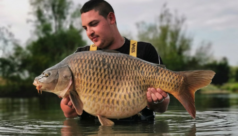 A 34 lb 5 oz carp from Deux Iles, Gautier, Jun 2021
