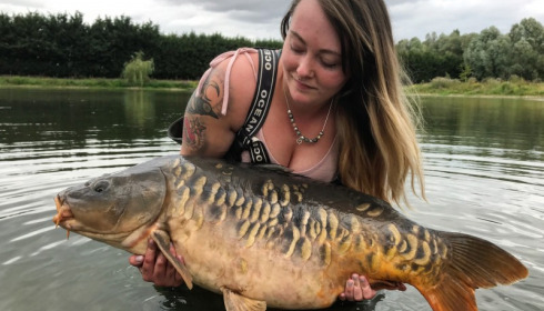 A 32 lb 8 oz carp from Deux Iles, Rebecca Long, Jul 2017