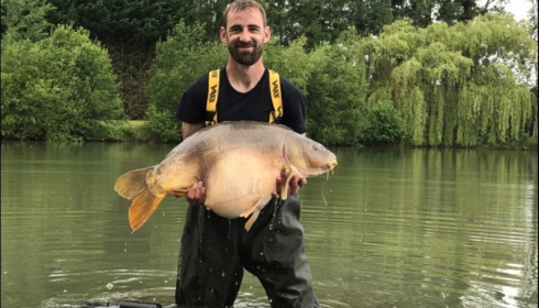 A 46 lb 8 oz carp from Deux Iles, Jun 2019